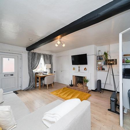 Capulet At Laburnum Cottages Стретфорд-на-Ейвоні Екстер'єр фото